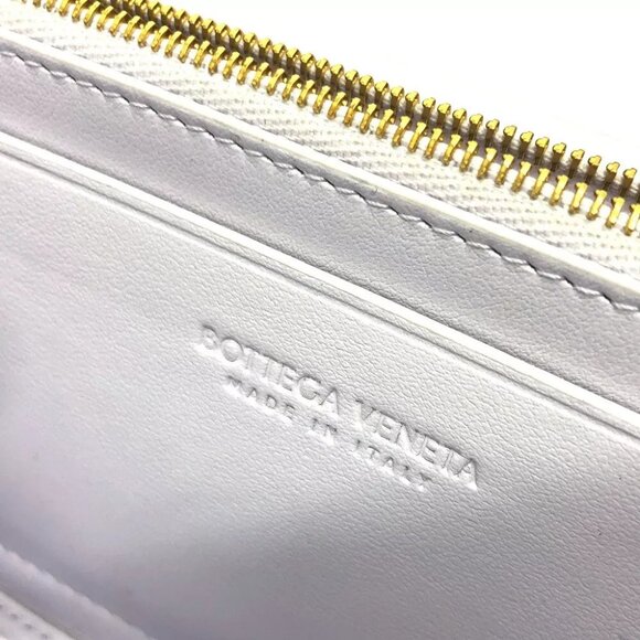 BOTTEGA VENETA Intrecciato Maxi Two fold Long Wallet Leather purple